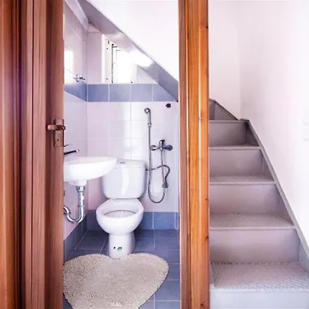 Nerida House Salonikiou Holiday home Akti Salonikiou