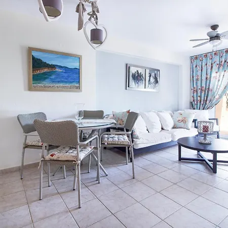 Nerida House Salonikiou * Akti Salonikiou