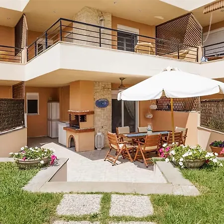 Nerida House Salonikiou Hébergement de vacances *